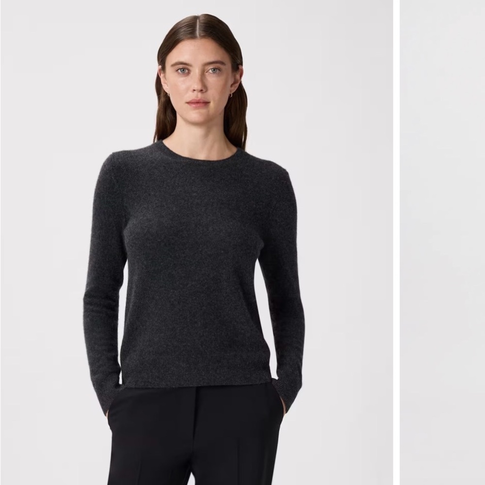Quince Mongolian Cashmere Crewneck Sweater in Charcoal